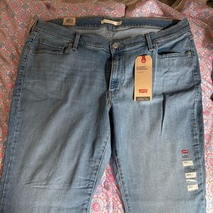 Women’s Plus Size 20L Levi’s Sculpt Hypersoft classic Straight jeans